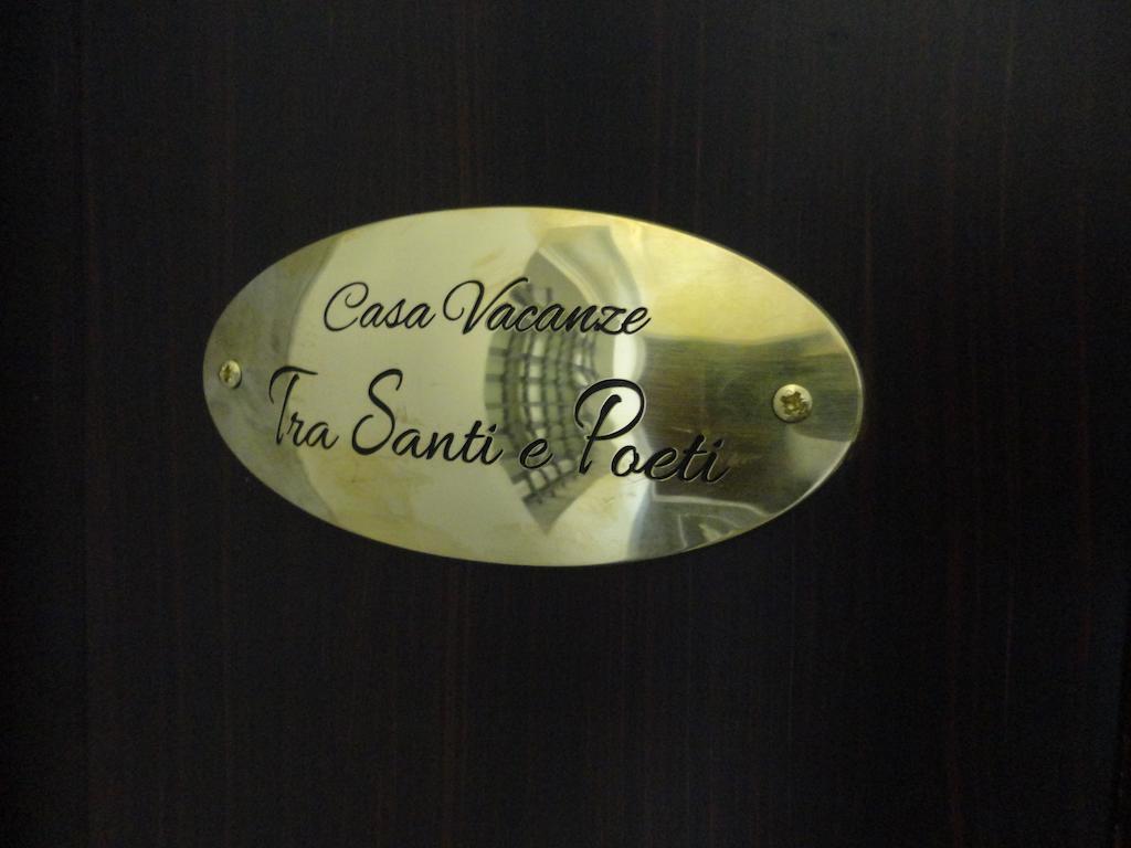 Appartamento Tra Santi E Poeti Roma